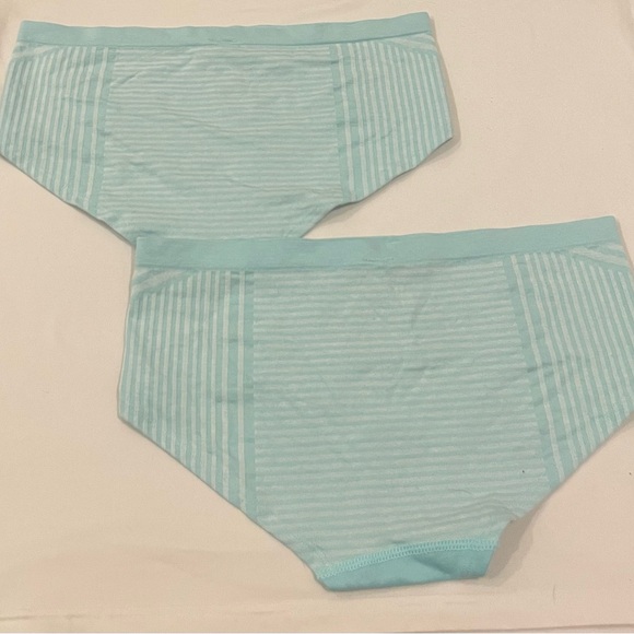NEW WITH TAGS VICTORIA’S SECRET 2 PK SIZE M SUPPER STRETCHY HIPHUGGER PANTIES - Picture 2 of 5